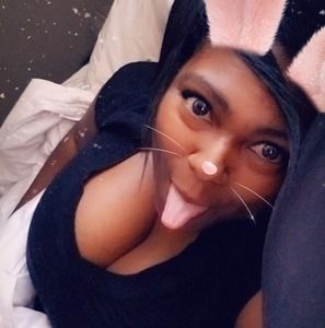 Meet your Posher, Aniya